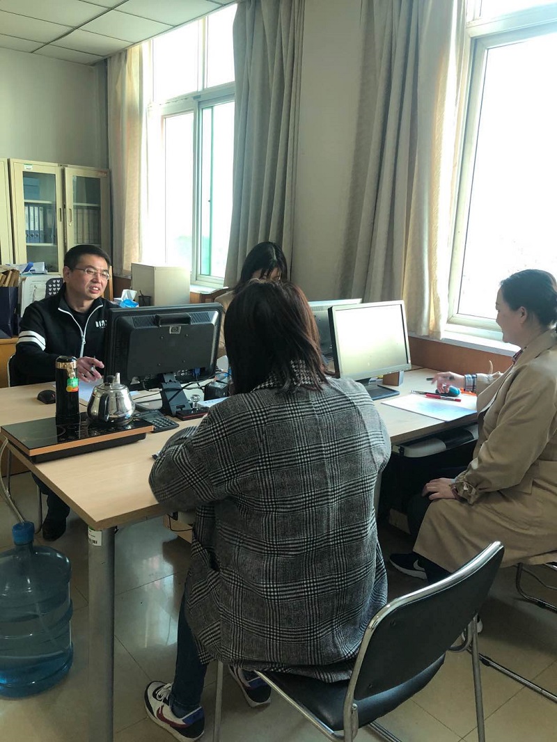 说明: 2.jpg 说明: 2.jpg